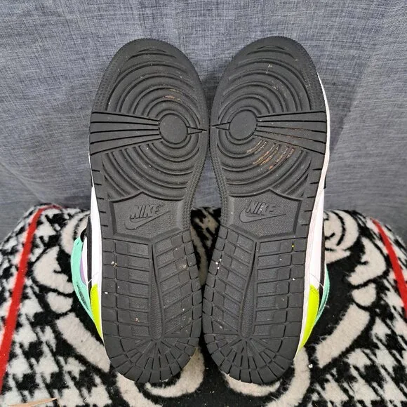 % Sz 7Y Nike Boys Air Jordan 1 Mid Shoes Sneakers / AJ4 - Picture 6 of 11